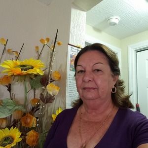 Meet your Posher, Celina